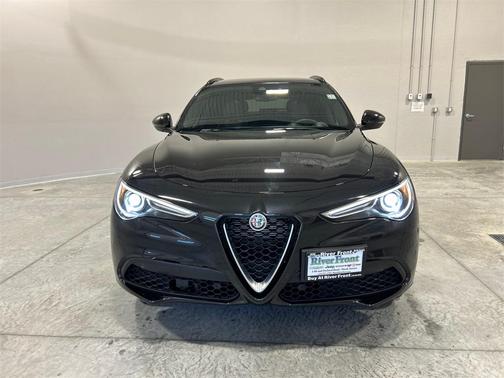 2022 Alfa Romeo Stelvio Ti