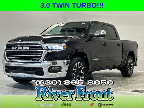 Diamond Black Crystal Pearlcoat 2025 RAM 1500 Laramie