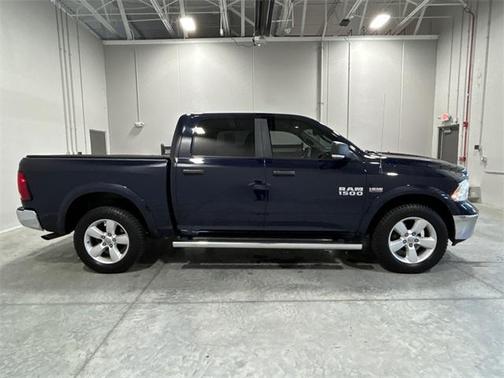 2018 RAM 1500 SLT