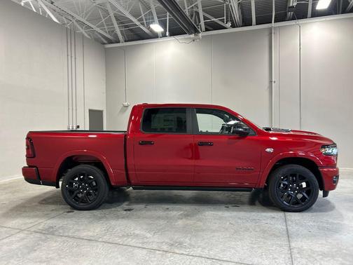 Molten Red Pearlcoat 2026 RAM 1500 Laramie