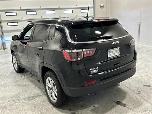 2025 Jeep Compass Sport