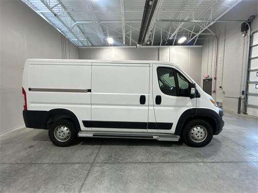 2023 RAM ProMaster 2500 Base