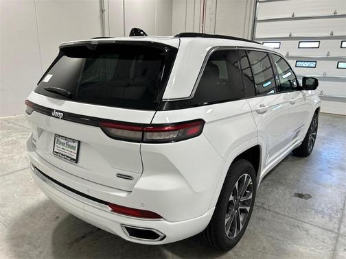 2025 Jeep Grand Cherokee Overland
