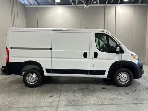 2025 RAM ProMaster 1500 Low Roof