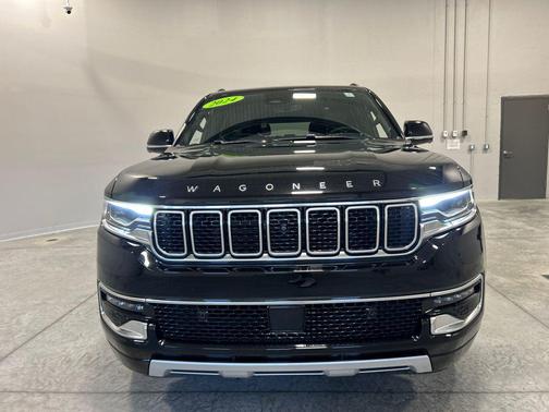 Diamond Black Crystal Pearlcoat 2024 Jeep Wagoneer L Series II 4x4