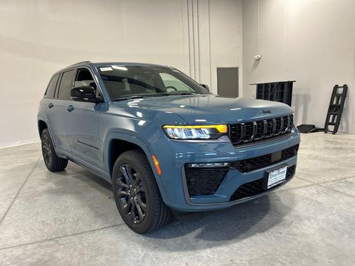 Steel Blue 2026 Jeep Grand Cherokee Limited