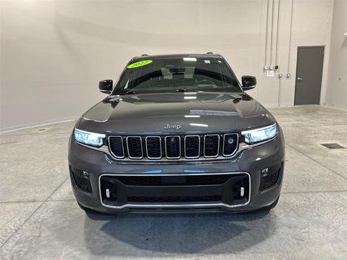 2022 Jeep Grand Cherokee Overland