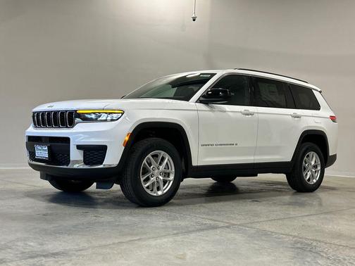 Bright White Clearcoat 2026 Jeep Grand Cherokee L Altitude