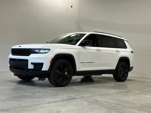 2023 Jeep Grand Cherokee L Laredo