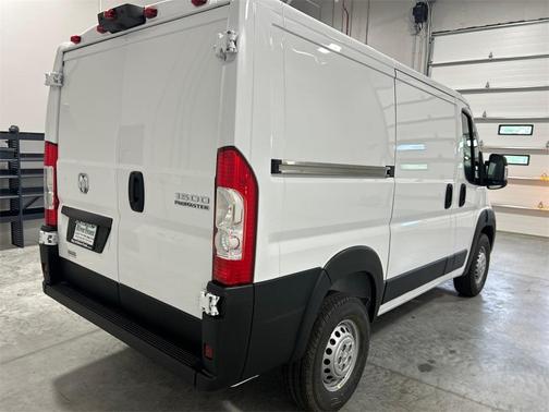 2025 RAM ProMaster 1500 Low Roof