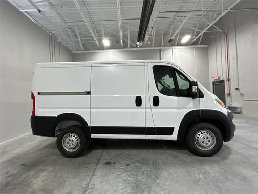 2025 RAM ProMaster 1500 Low Roof