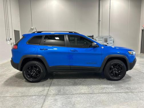 2021 Jeep Cherokee Trailhawk