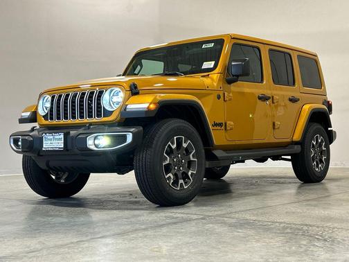 Goldilocks 2026 Jeep Wrangler 4-Door Sahara 4x4