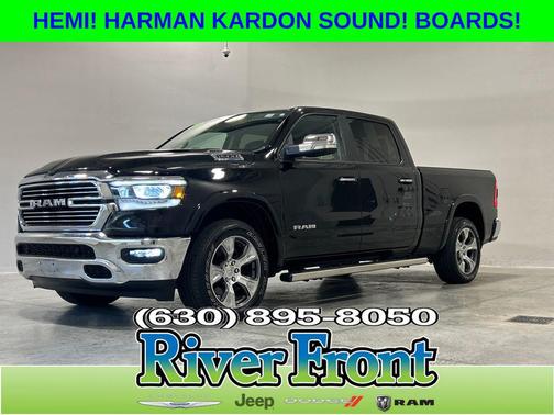 Diamond Black Crystal Pearlcoat 2022 RAM 1500 Laramie