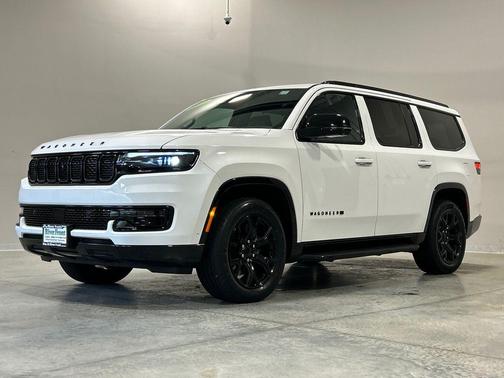 Bright White Clearcoat 2023 Jeep Wagoneer Series I 4x4