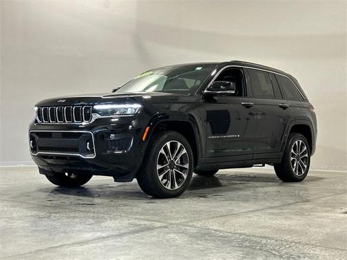 2022 Jeep Grand Cherokee Overland