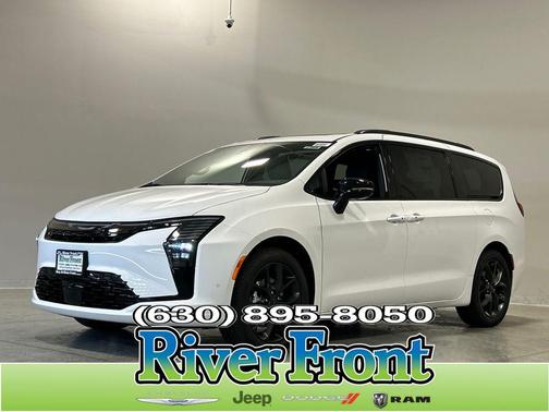 Bright White Clearcoat 2027 Chrysler Pacifica Limited