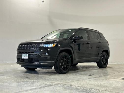 2023 Jeep Compass Altitude