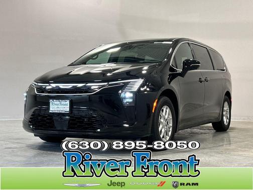 Diamond Black Crystal Pearlcoat 2027 Chrysler Pacifica L