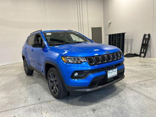 Hydro Blue Pearlcoat 2026 Jeep Compass Latitude