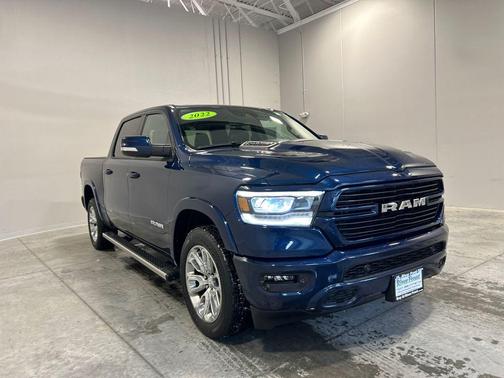 Patriot Blue Pearlcoat 2022 RAM 1500 Laramie