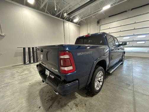 Patriot Blue Pearlcoat 2022 RAM 1500 Laramie