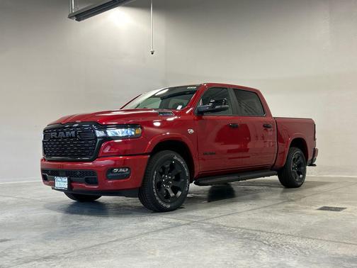 Molten Red Pearlcoat 2026 RAM 1500 Big Horn/Lone Star