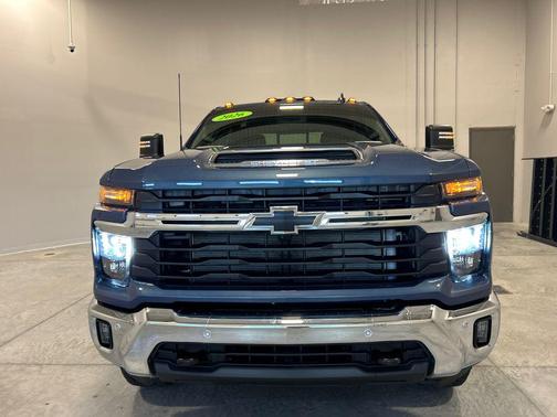 Lakeshore Blue Metallic 2026 Chevrolet Silverado 2500 LT