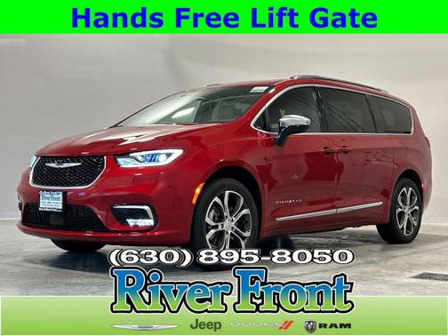 Red Hot Pearlcoat 2026 Chrysler Pacifica L