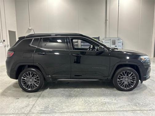 2022 Jeep Compass Altitude