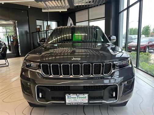 2025 Jeep Grand Cherokee Overland