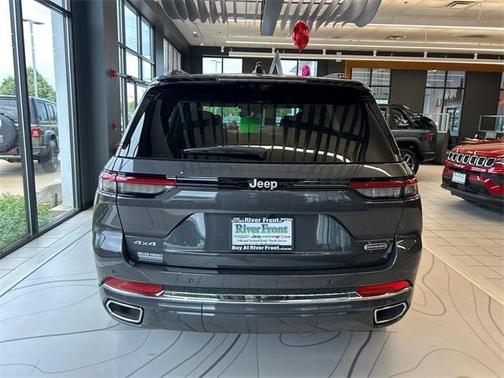 2025 Jeep Grand Cherokee Overland