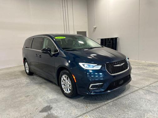 Fathom Blue Pearlcoat 2024 Chrysler Pacifica Touring L