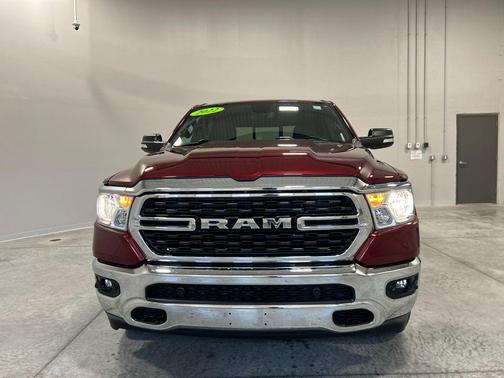Delmonico Red Pearlcoat 2022 RAM 1500 Big Horn/Lone Star