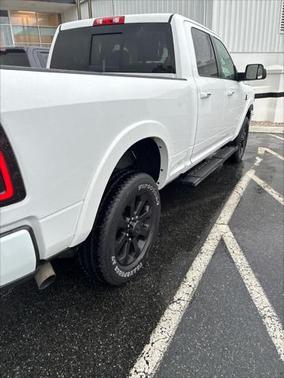 2022 RAM 2500 Laramie Crew Cab 4x4 6'4' Box