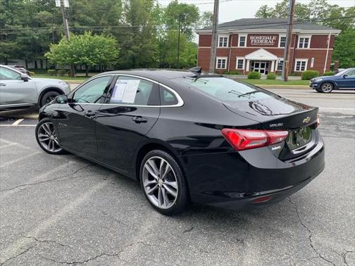 2022 Chevrolet Malibu FWD LT