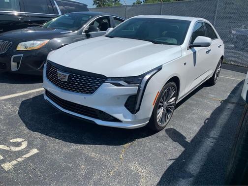 2024 Cadillac CT4 Premium Luxury