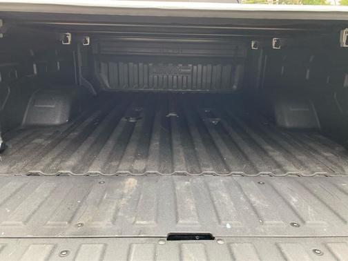 2025 GMC Sierra 2500 SLT