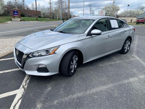 Brilliant Silver Metallic 2020 Nissan Altima S FWD