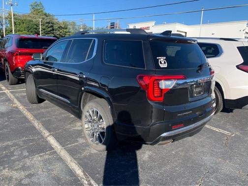 2021 GMC Acadia Denali