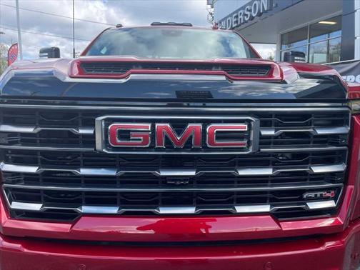 2024 GMC Sierra 2500 AT4