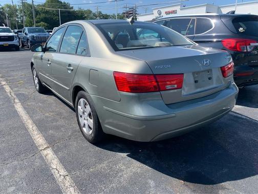 2010 Hyundai SONATA GLS