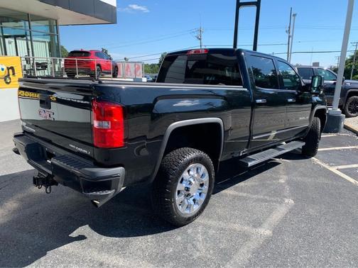 2018 GMC Sierra 2500 Denali