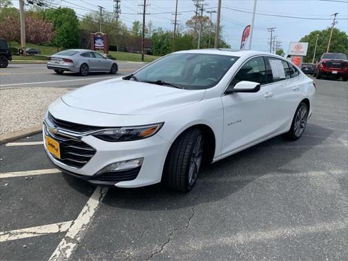 2022 Chevrolet Malibu FWD LT