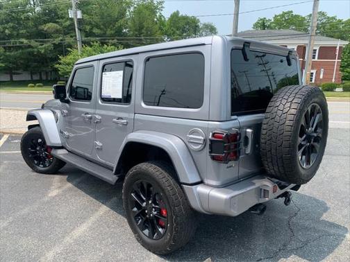 2021 Jeep Wrangler Unlimited Sahara