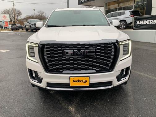 2023 GMC Yukon Denali Ultimate