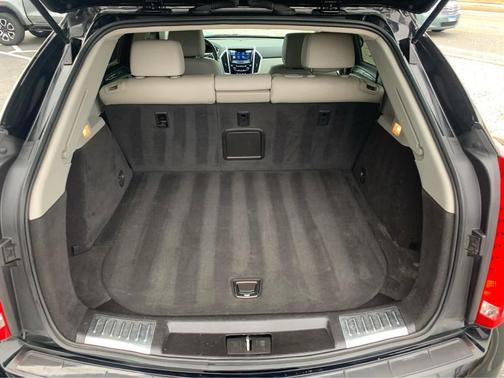 2016 Cadillac SRX Standard