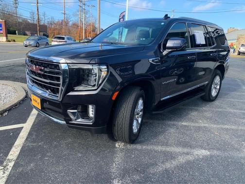 2023 GMC Yukon SLT