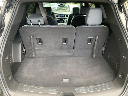 2023 Buick Enclave Essence AWD