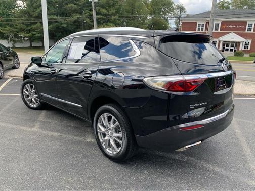2023 Buick Enclave Essence AWD